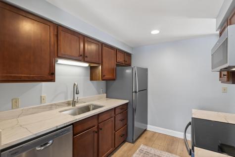 1 Elizabeth Road South Berwick ME 03908