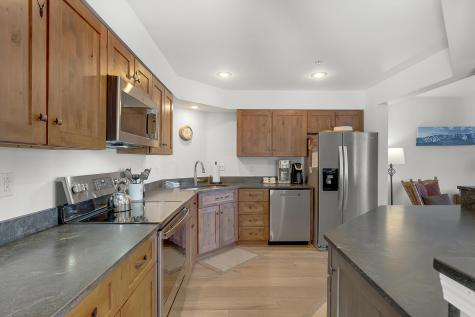 16 Jibe Road Newry ME 04261