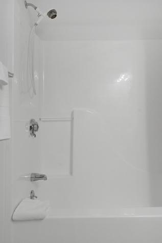 16 Jibe Road Newry ME 04261