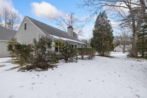22 Oakwood Lane Kennebunk ME 04043