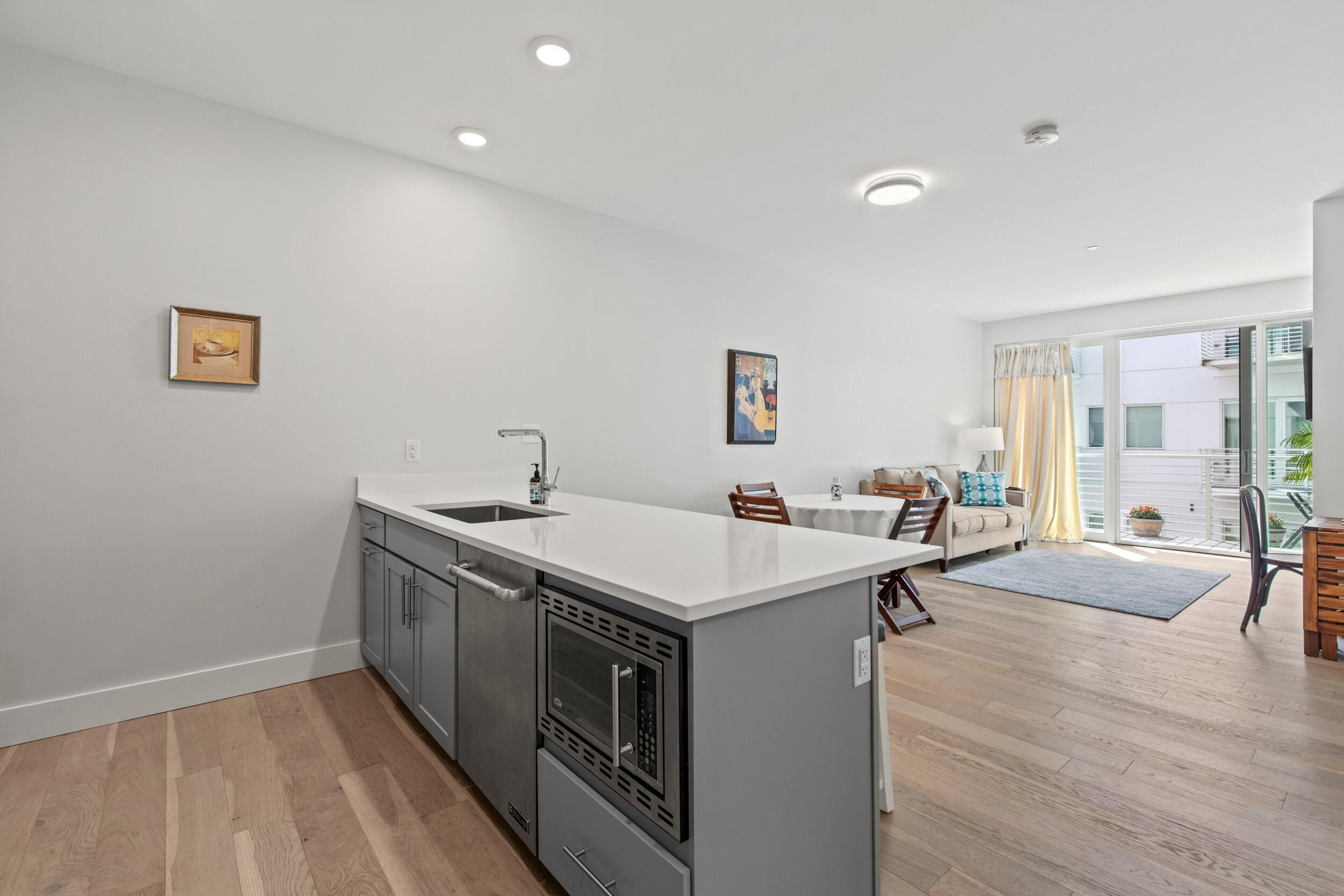 383 Commercial Street Portland ME 04101