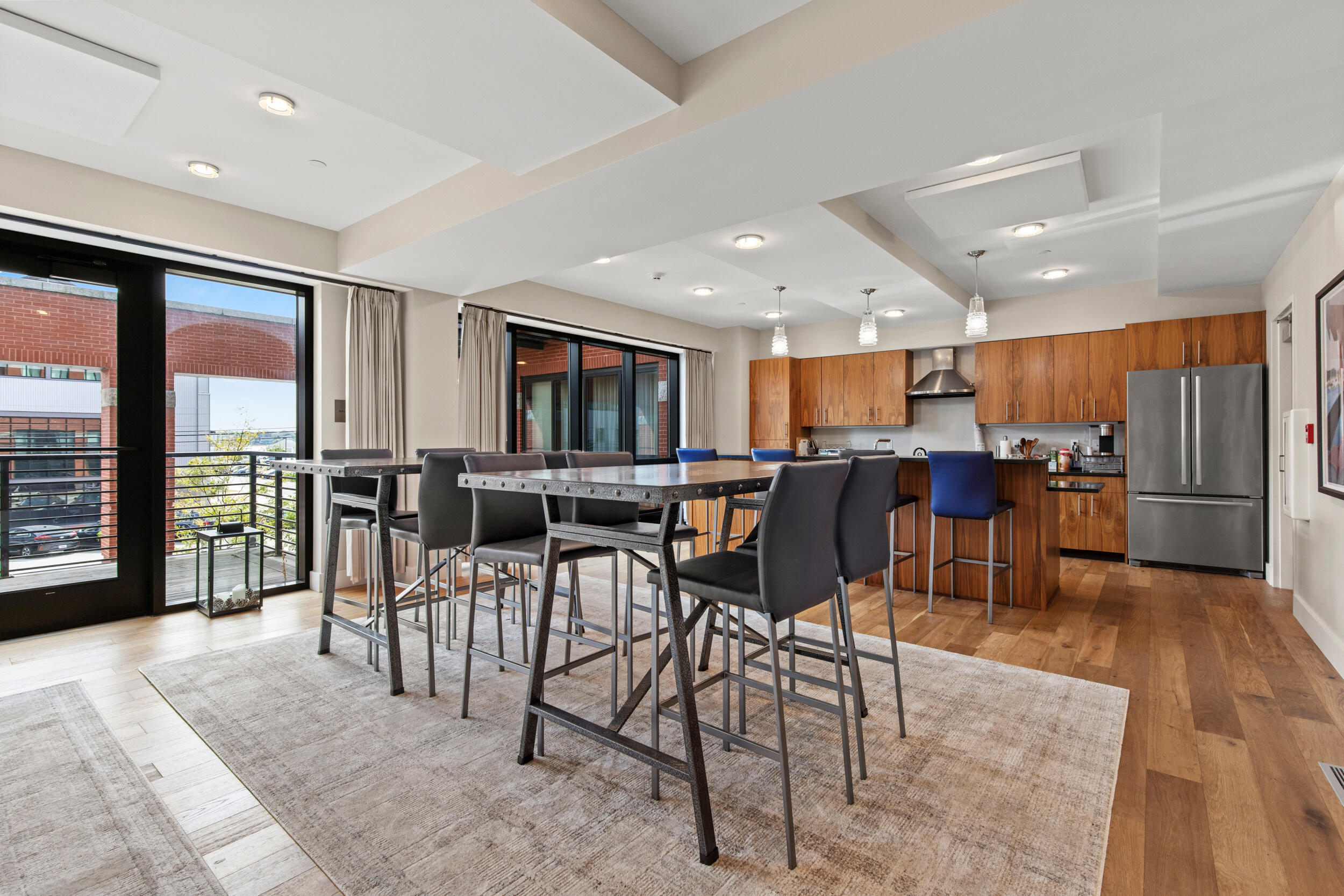 383 Commercial Street Portland ME 04101