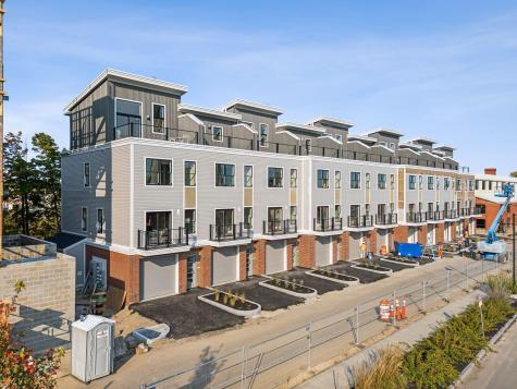 26 Upper Falls Road Biddeford ME 04005