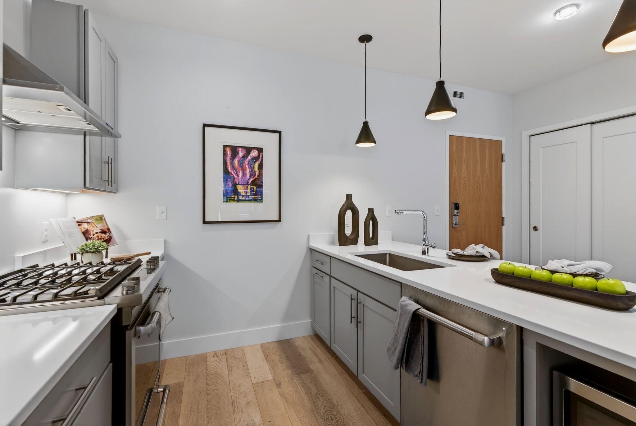 383 Commercial Street Portland ME 04101