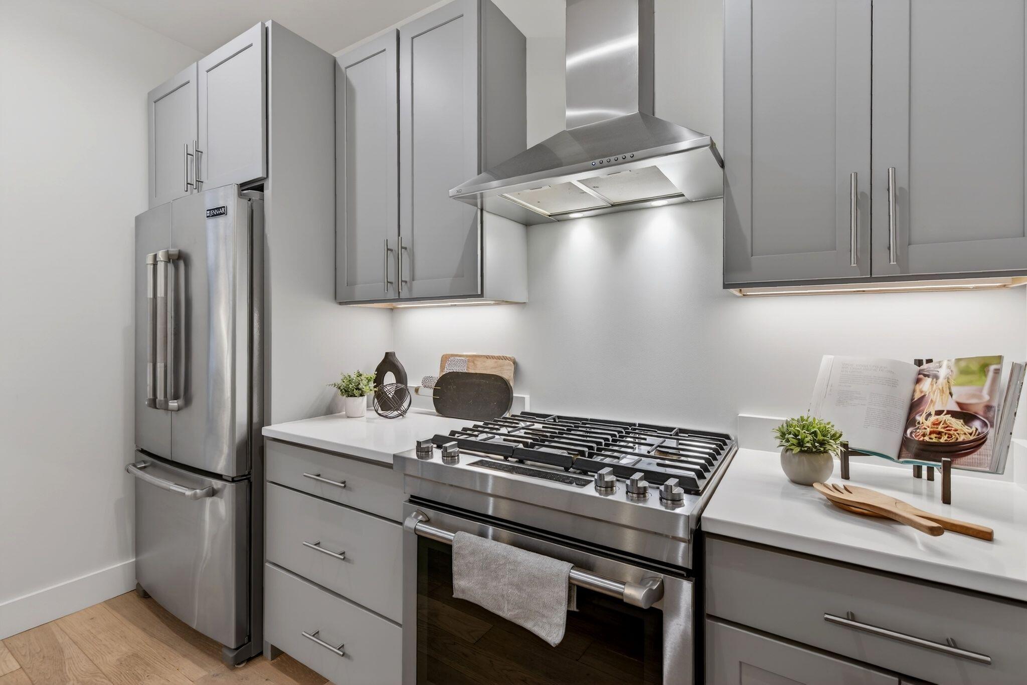 383 Commercial Street Portland ME 04101