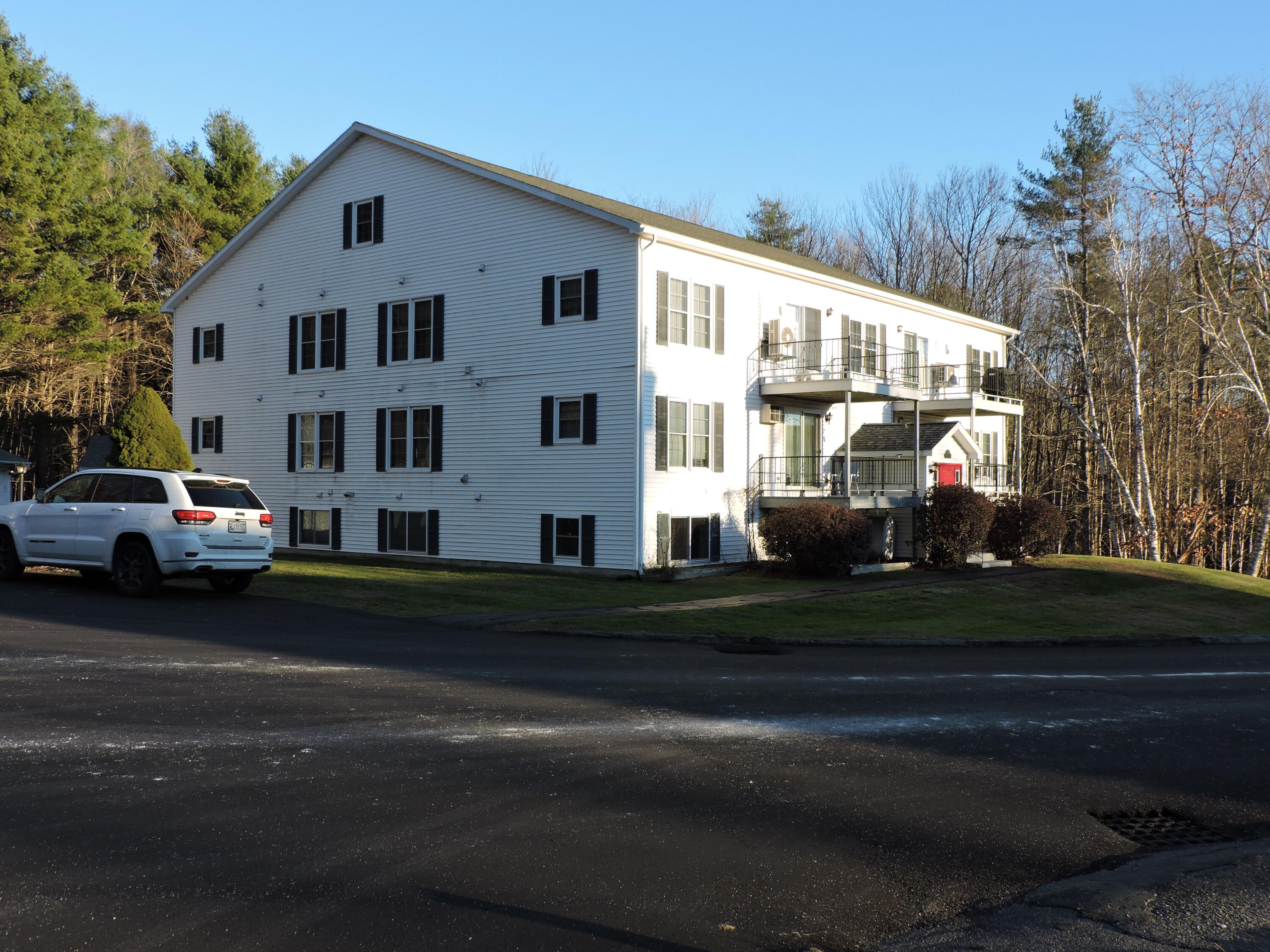 39 Albert Avenue Augusta ME 04330