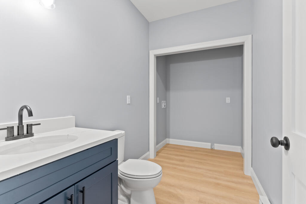 7 Parsonage Road North Yarmouth ME 04097