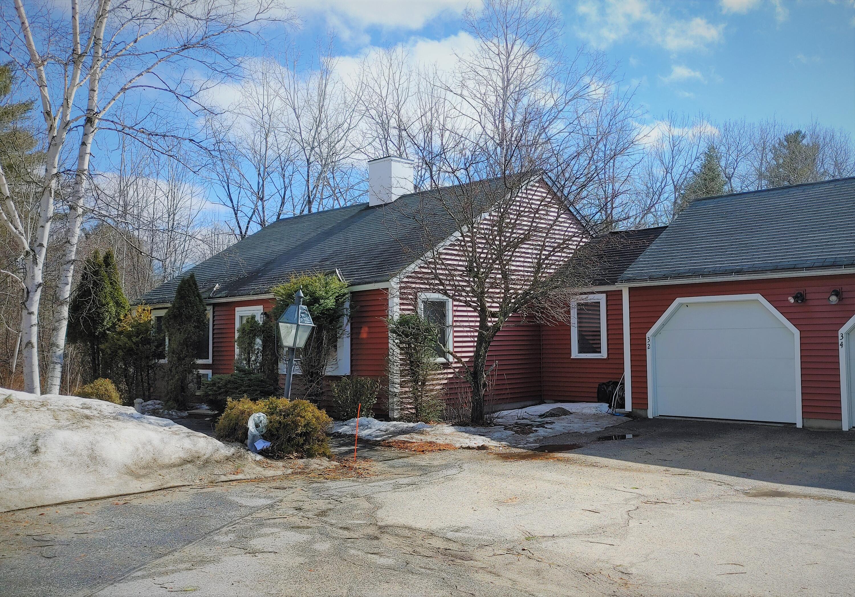 32 Colonial Way Auburn ME 04210