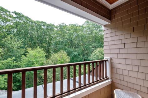 100 Shepards Cove Road Kittery ME 03904