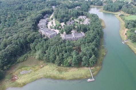 100 Shepards Cove Road Kittery ME 03904