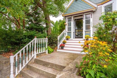 206 Coyle Street Portland ME 04103