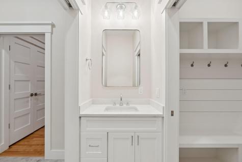 26 Thomas Street Portland ME 04102