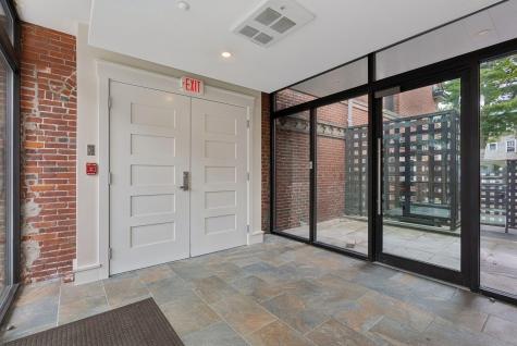 26 Thomas Street Portland ME 04102