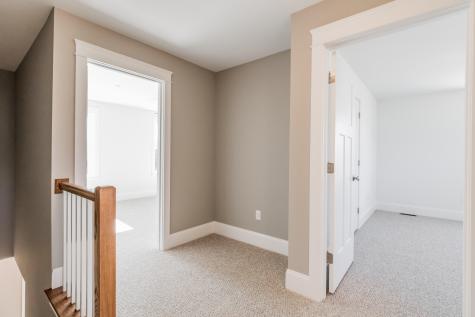 189 Falcon Crest Drive Gorham ME 04038