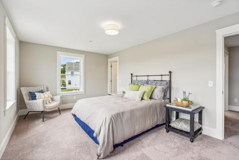 189 Falcon Crest Drive Gorham ME 04038