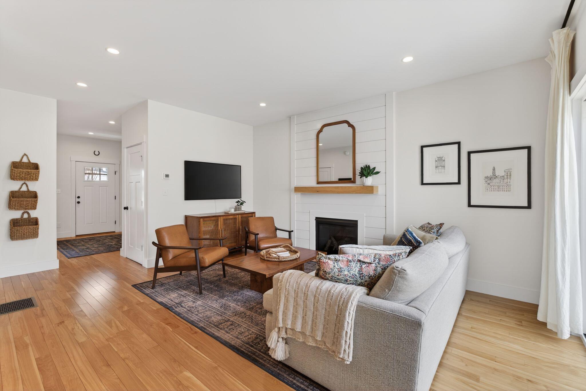 1 Waxwing Lane Falmouth ME 04105