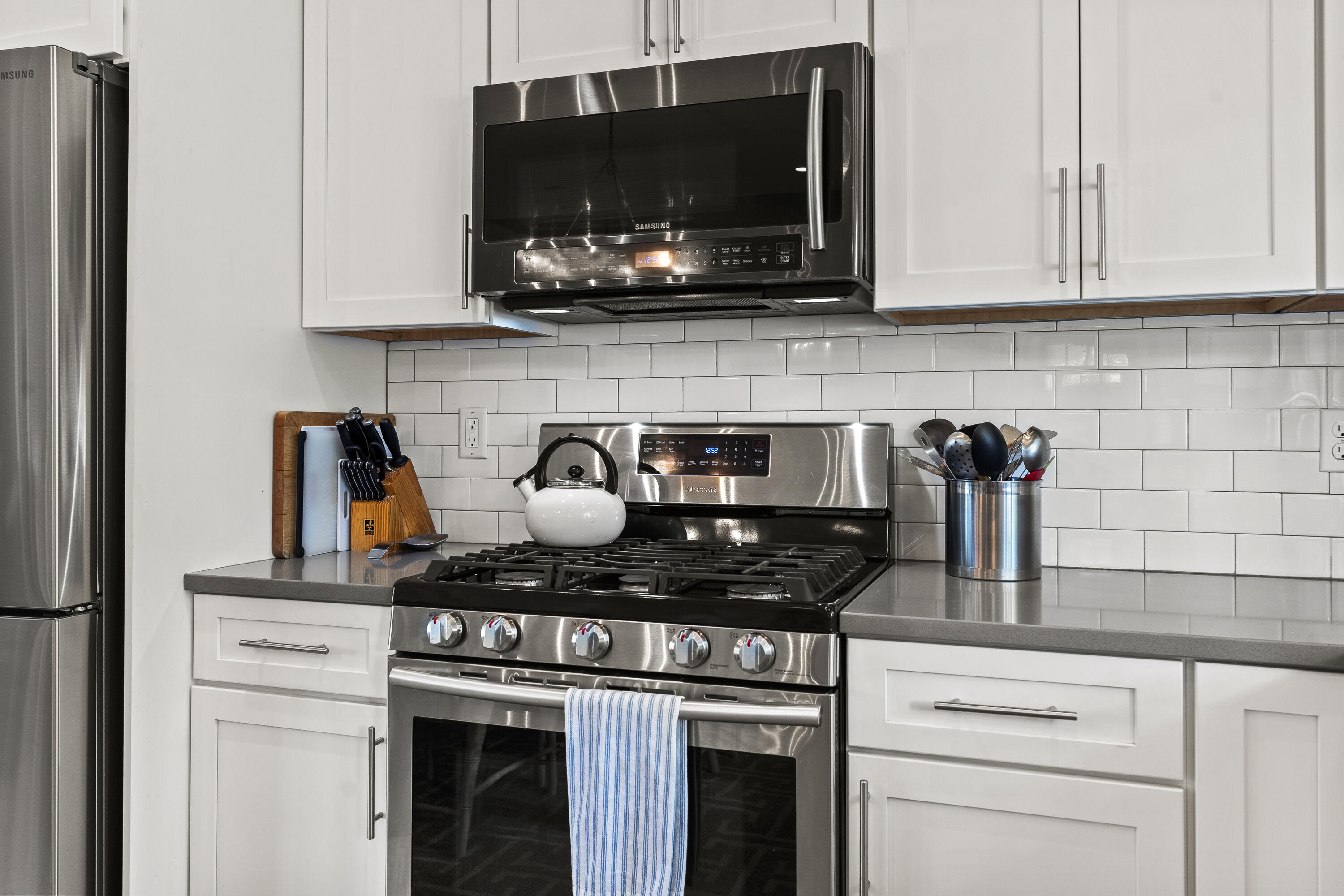 67 Village Way Edgecomb ME 04556