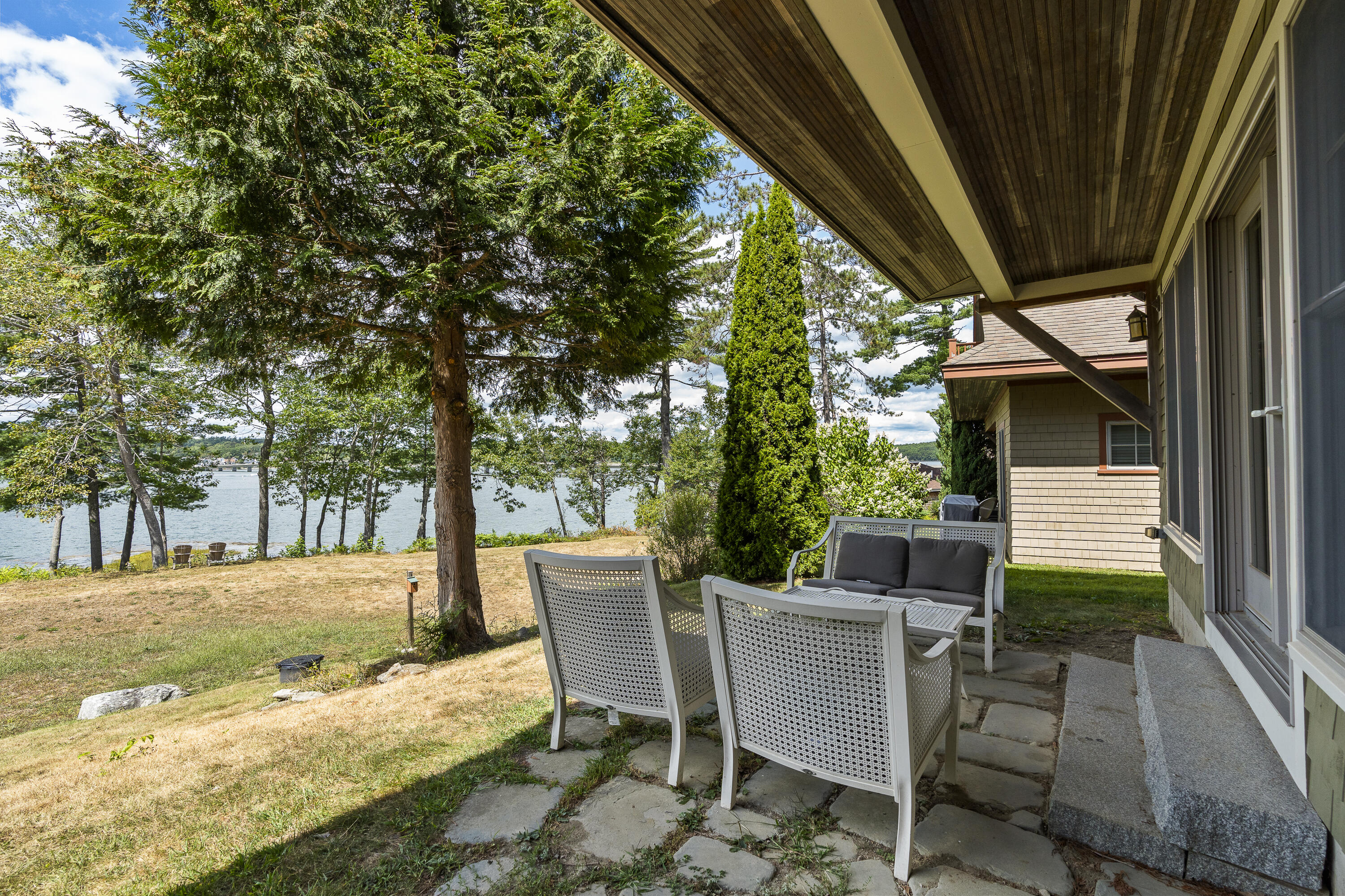 67 Village Way Edgecomb ME 04556