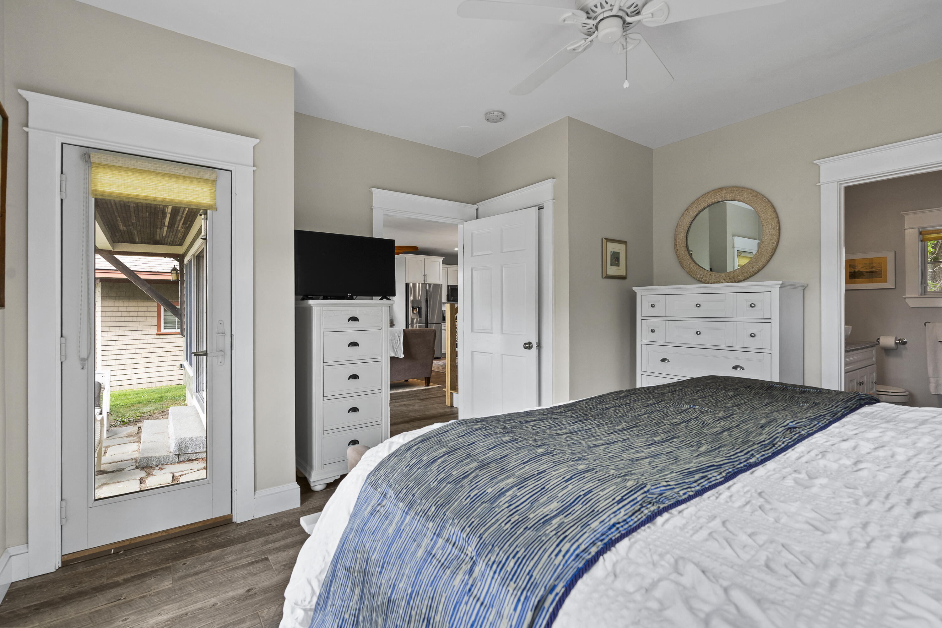 67 Village Way Edgecomb ME 04556