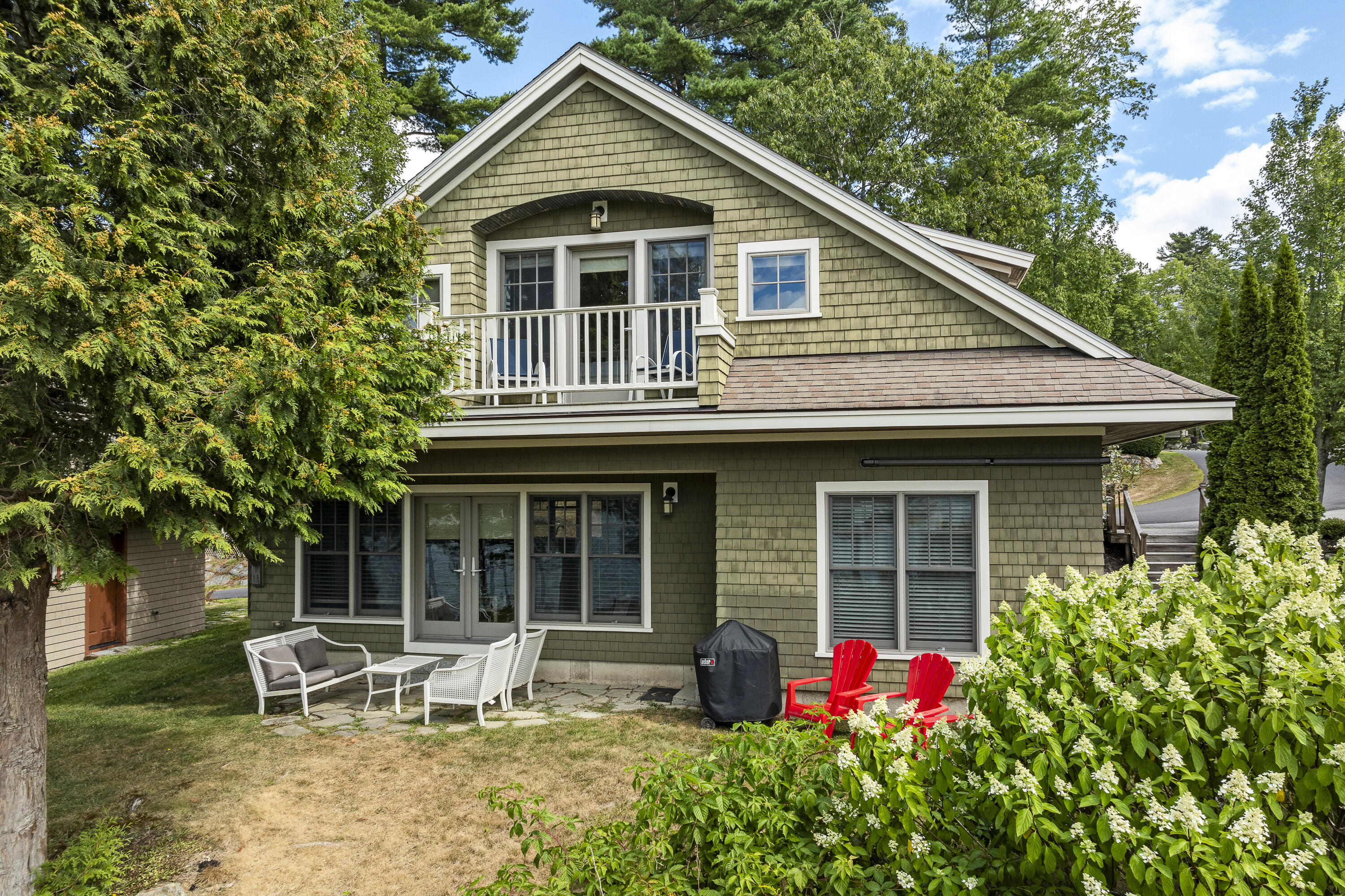 67 Village Way Edgecomb ME 04556