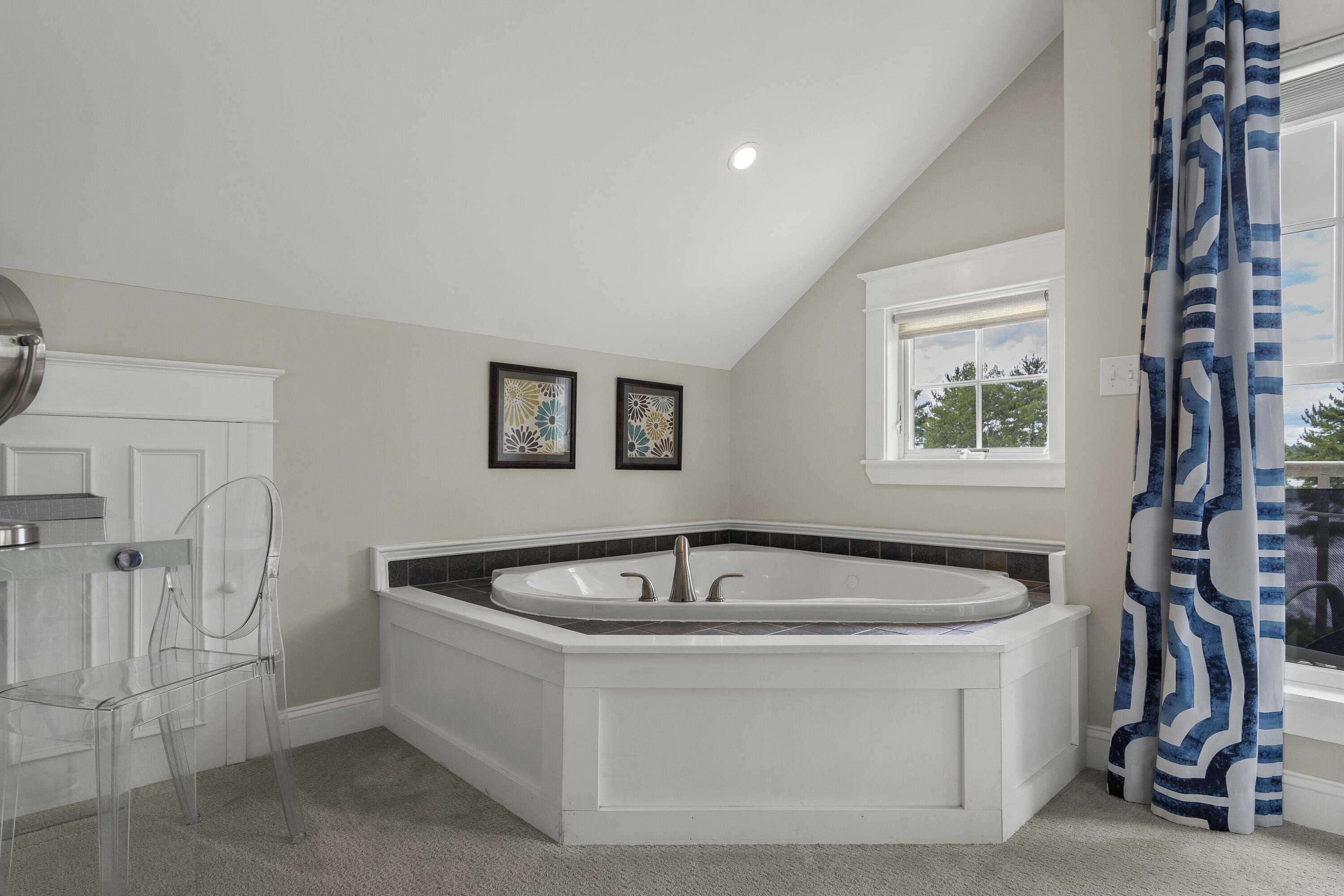 67 Village Way Edgecomb ME 04556