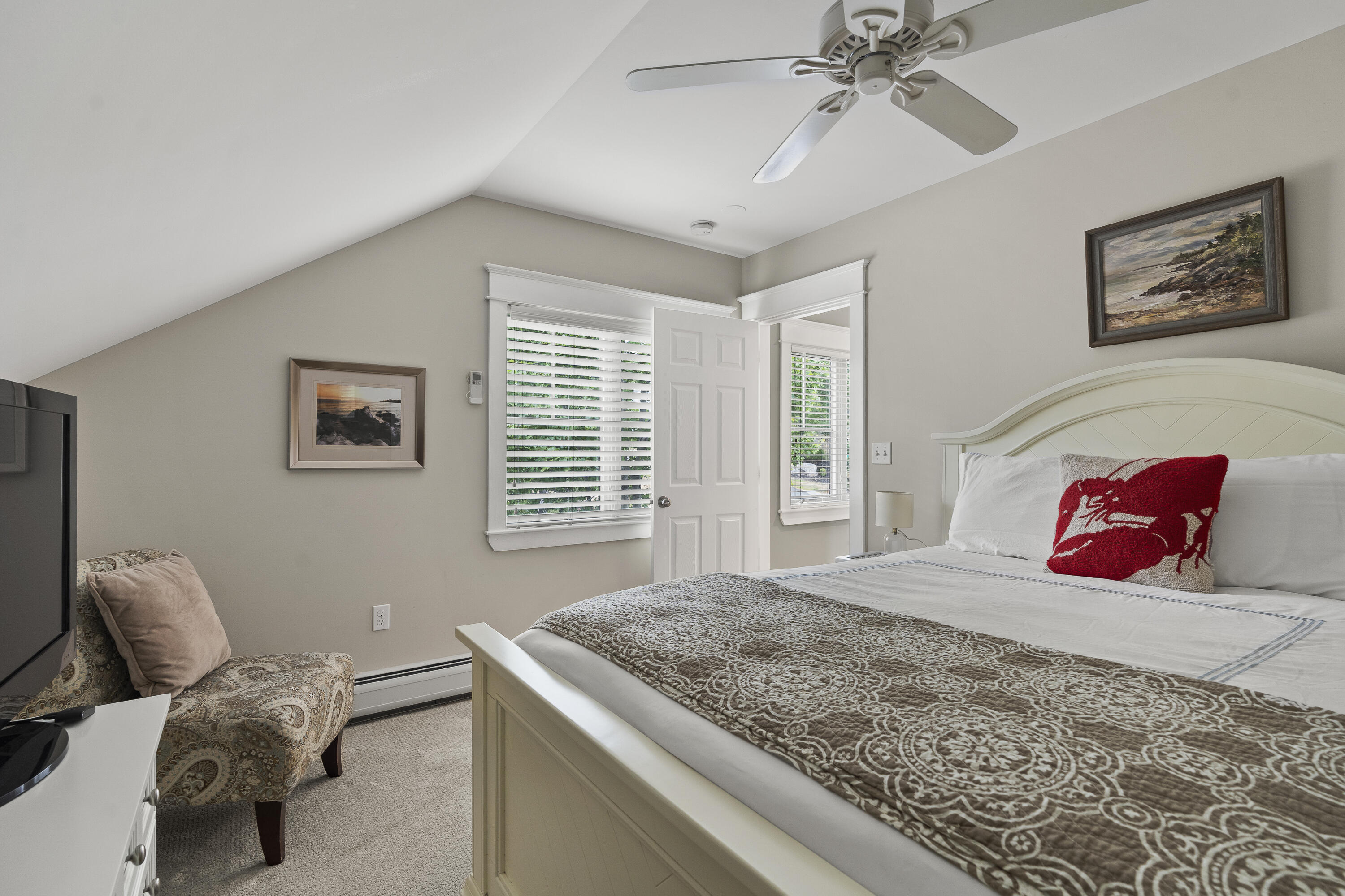 67 Village Way Edgecomb ME 04556