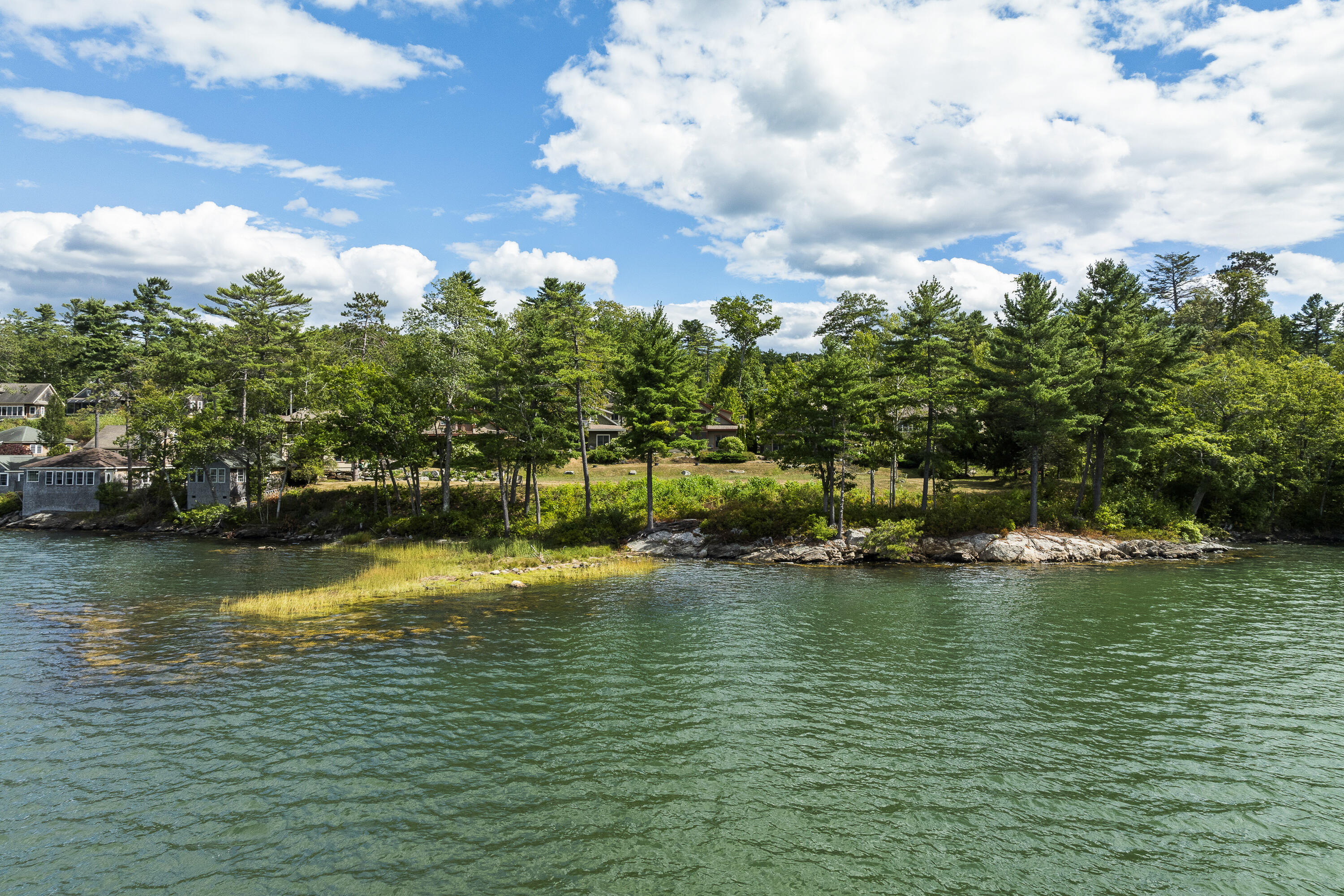 67 Village Way Edgecomb ME 04556