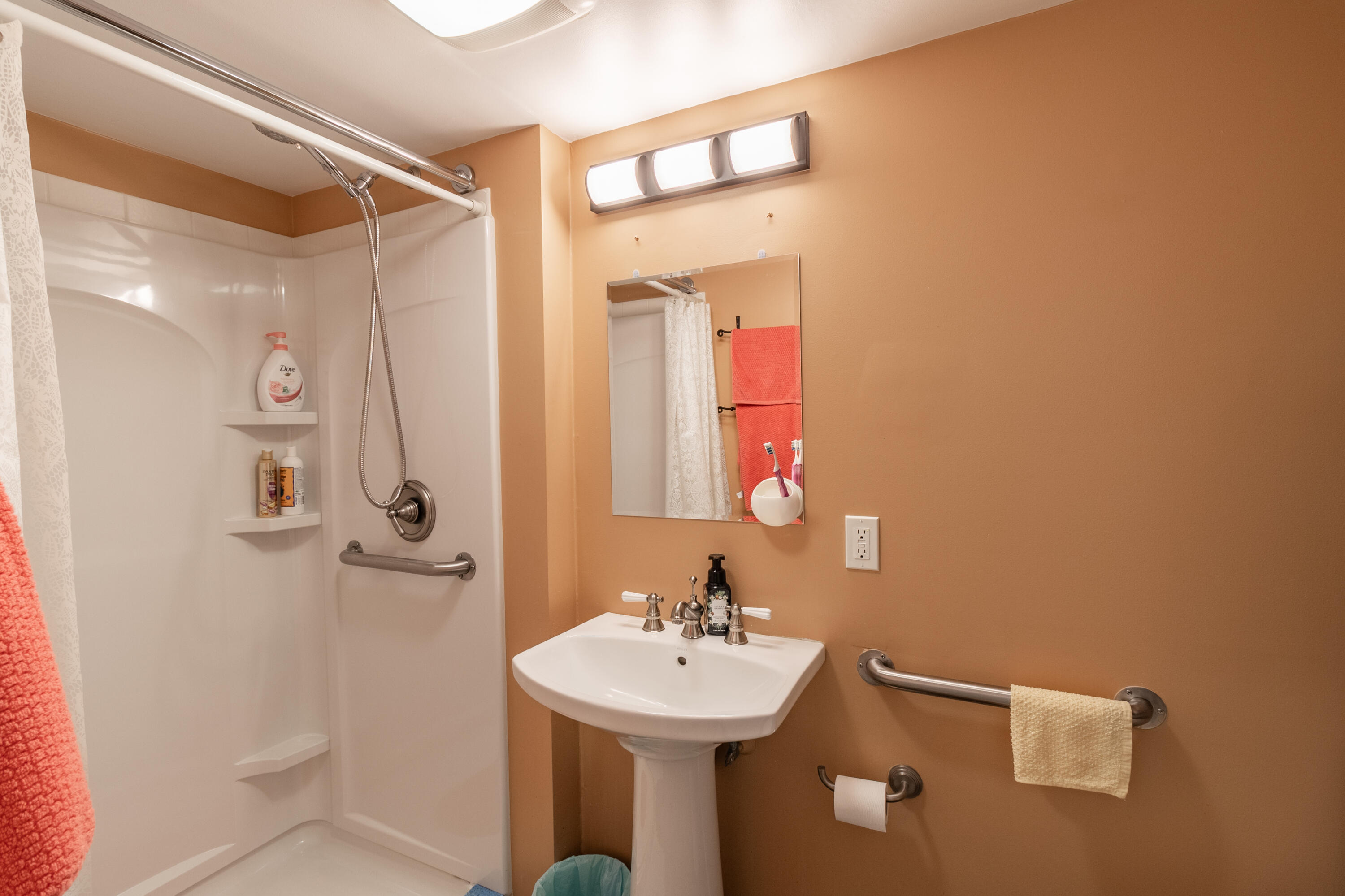 28 Sadler Drive Brunswick ME 04011