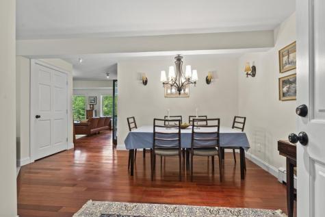 5 Hillside Place Boothbay ME 04537