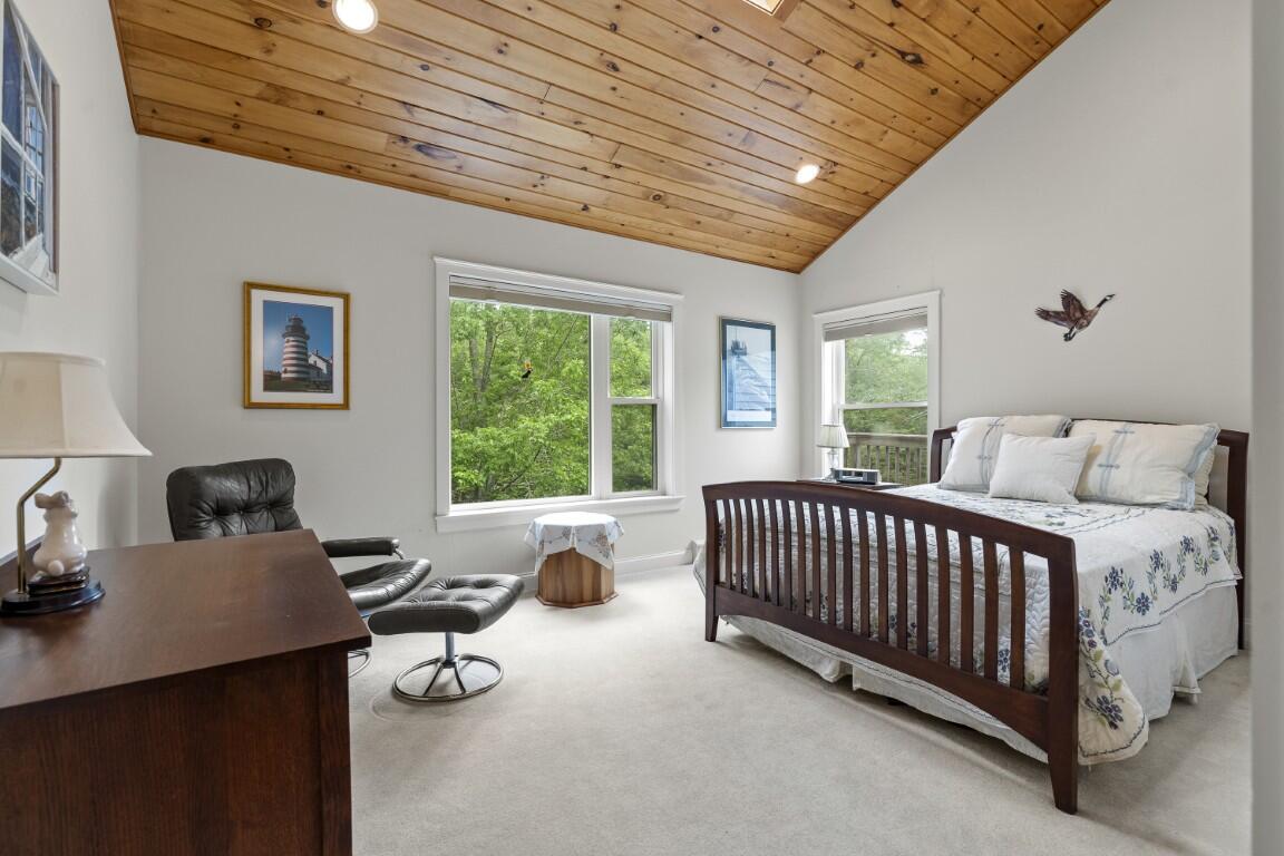 5 Hillside Place Boothbay ME 04537