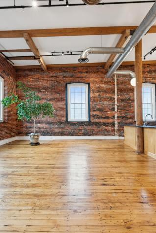 2 Main Street Biddeford ME 04005