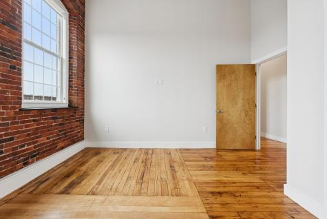 2 Main Street Biddeford ME 04005