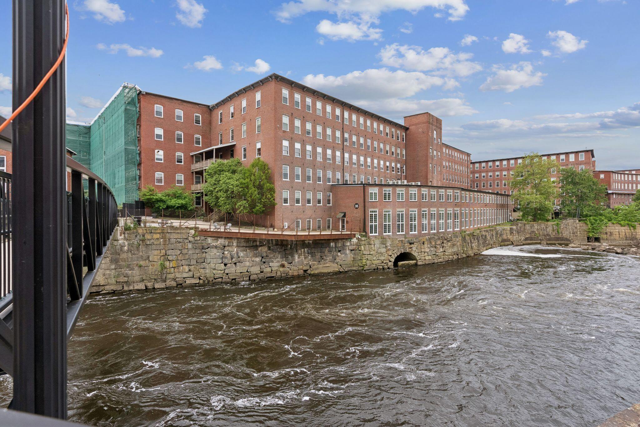 2 Main Street Biddeford ME 04005