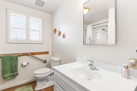 27 Guadalcanal Drive Brunswick ME 04011