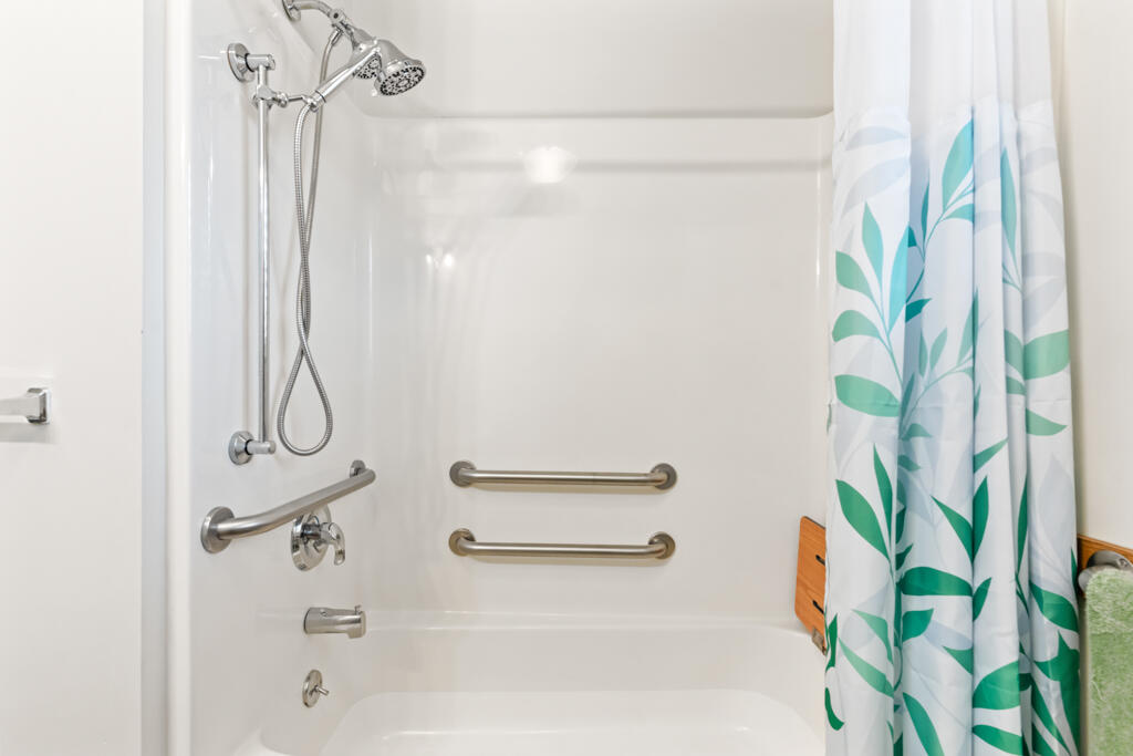 27 Guadalcanal Drive Brunswick ME 04011