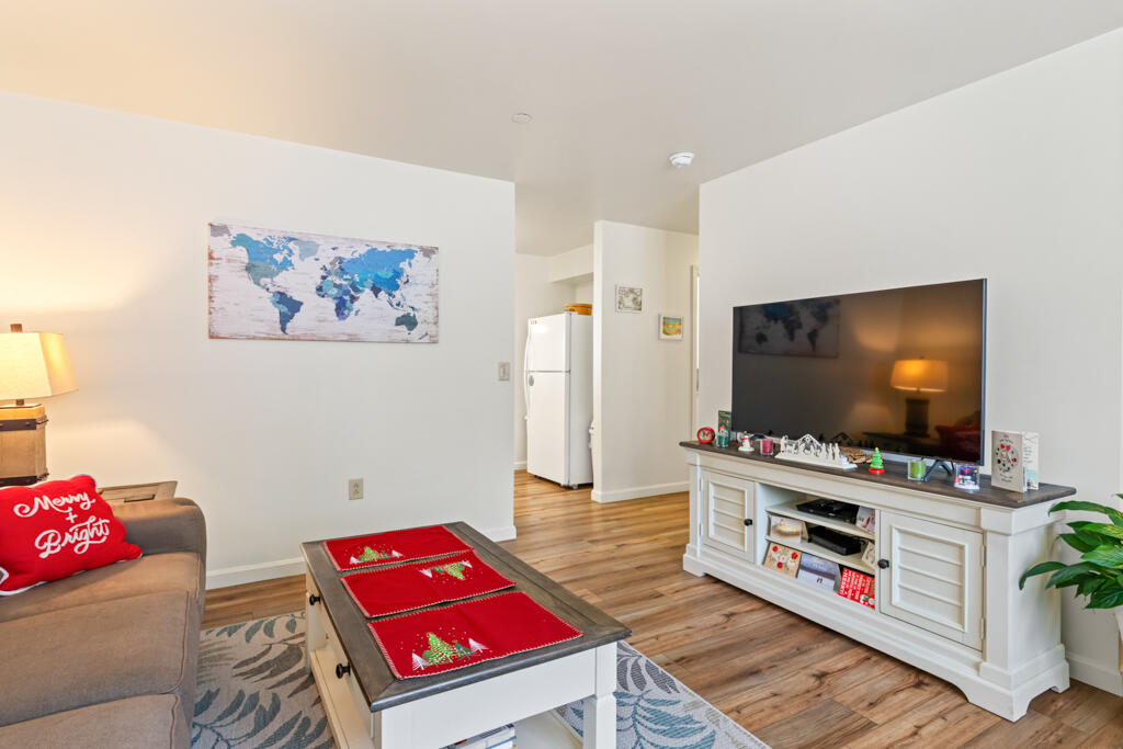 27 Guadalcanal Drive Brunswick ME 04011