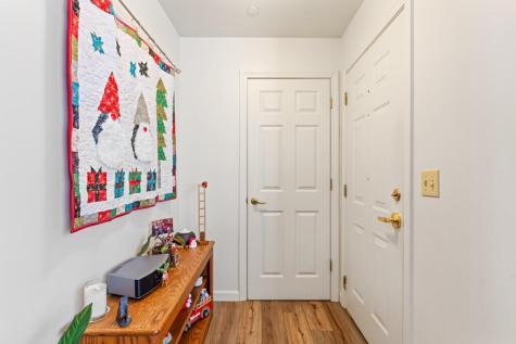 27 Guadalcanal Drive Brunswick ME 04011