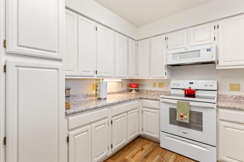 27 Guadalcanal Drive Brunswick ME 04011