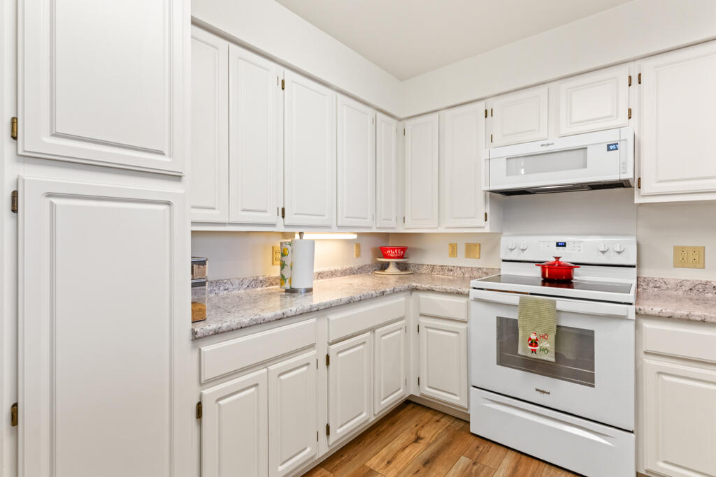 27 Guadalcanal Drive Brunswick ME 04011