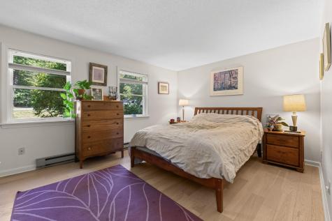 69 Gail Lane Yarmouth ME 04096