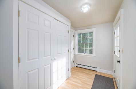 31 Oakwood Drive Hallowell ME 04347