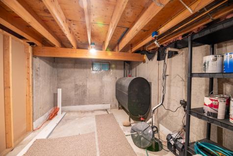 31 Oakwood Drive Hallowell ME 04347