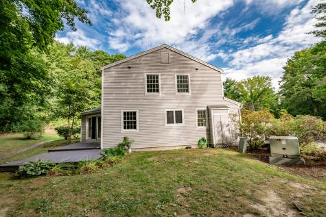 31 Oakwood Drive Hallowell ME 04347