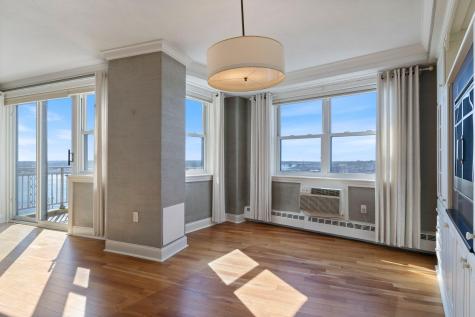 45 Eastern Promenade Portland ME 04101