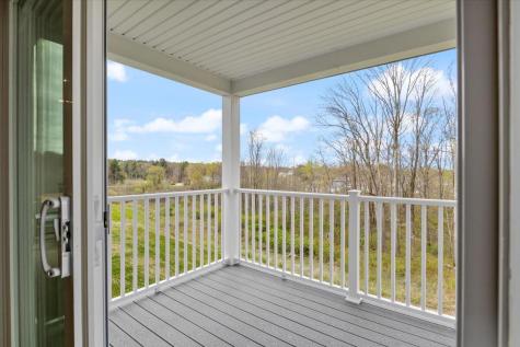 32 Regency Circle Kittery ME 03904