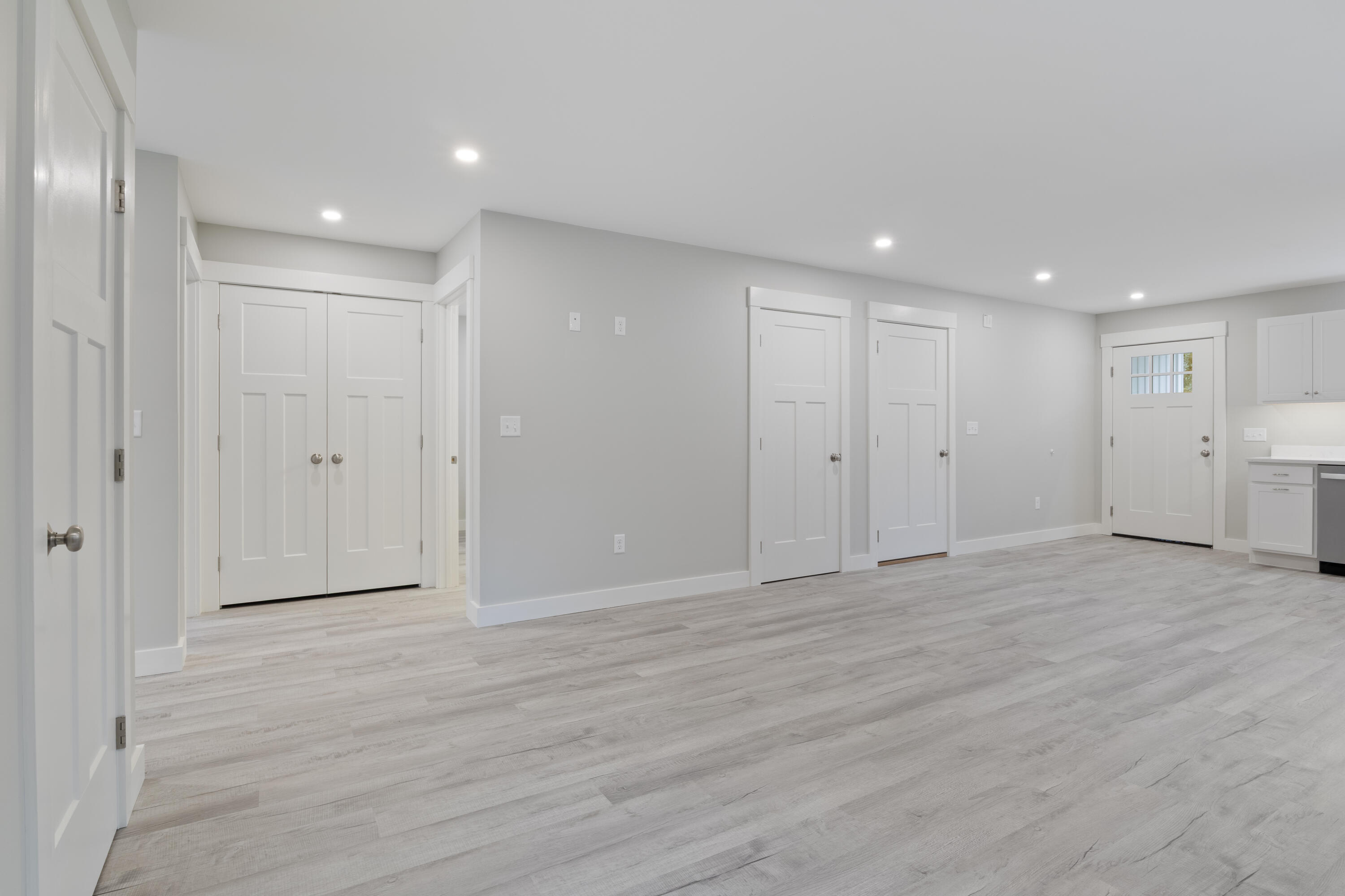 326 Ossipee Trail W Standish ME 04084