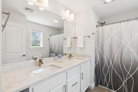 2 Chestnut Lane Kennebunk ME 04043