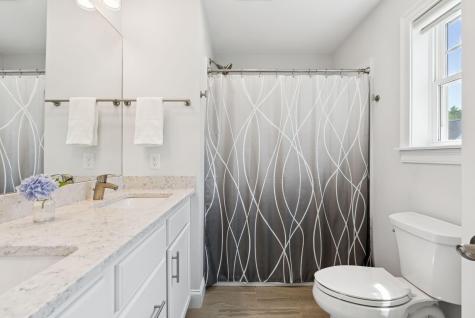 2 Chestnut Lane Kennebunk ME 04043