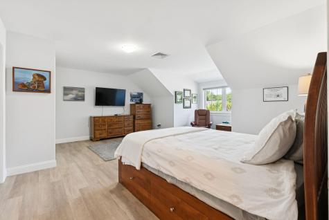 2 Chestnut Lane Kennebunk ME 04043