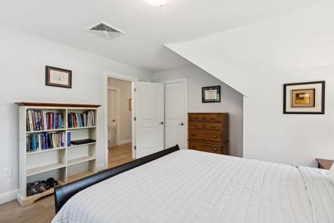 2 Chestnut Lane Kennebunk ME 04043